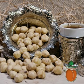 لب البندق (1كغ)